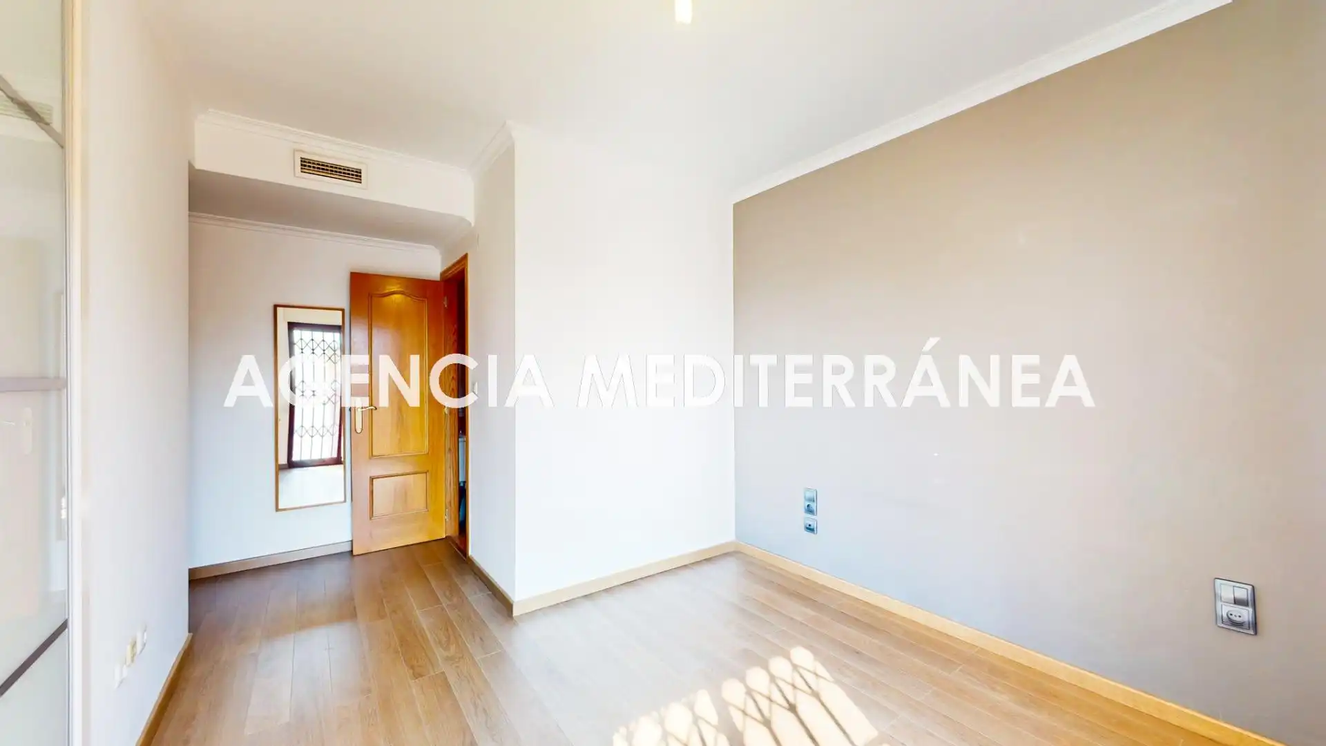 Habitación de Piso en venta en Picassent con Aire acondicionado, Calefacción y Parquet