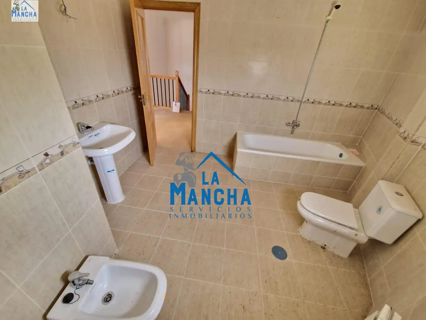 Casa adosada en venta en ROMMEL FERNANDEZ, Pedanías - Extrarradio