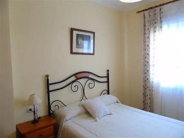 Habitación de Piso de alquiler en Picón con Aire acondicionado