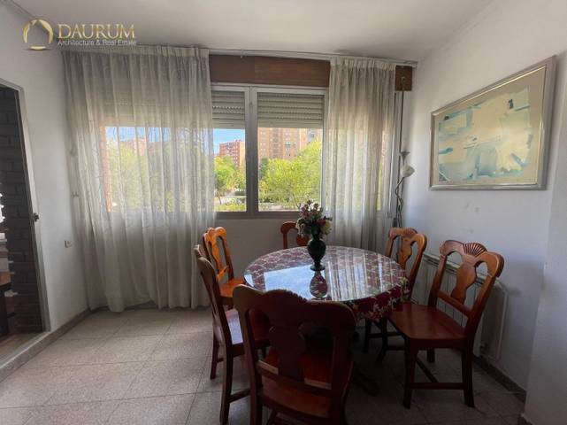 Piso en Venta en GARCÍA NOBLEJAS en Pueblo Nuevo