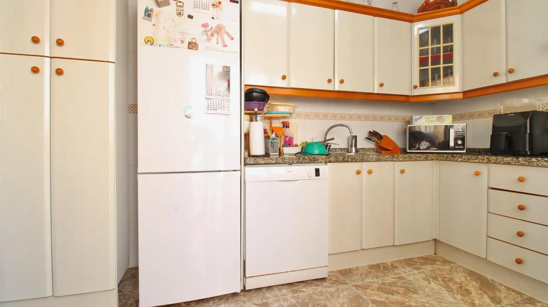 Cocina de Casa adosada en venta en Roquetas de Mar con Aire acondicionado, Terraza y Trastero