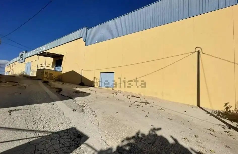 Industriegebäude zum Verkauf in Mula, imagen 2