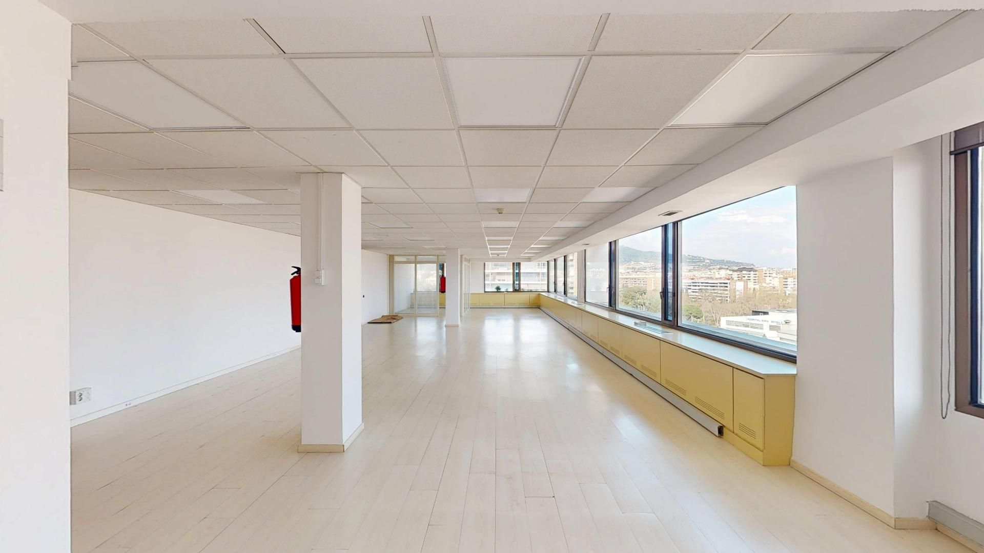 Office to rent in  Barcelona Capital  with Air Conditioner and Heating