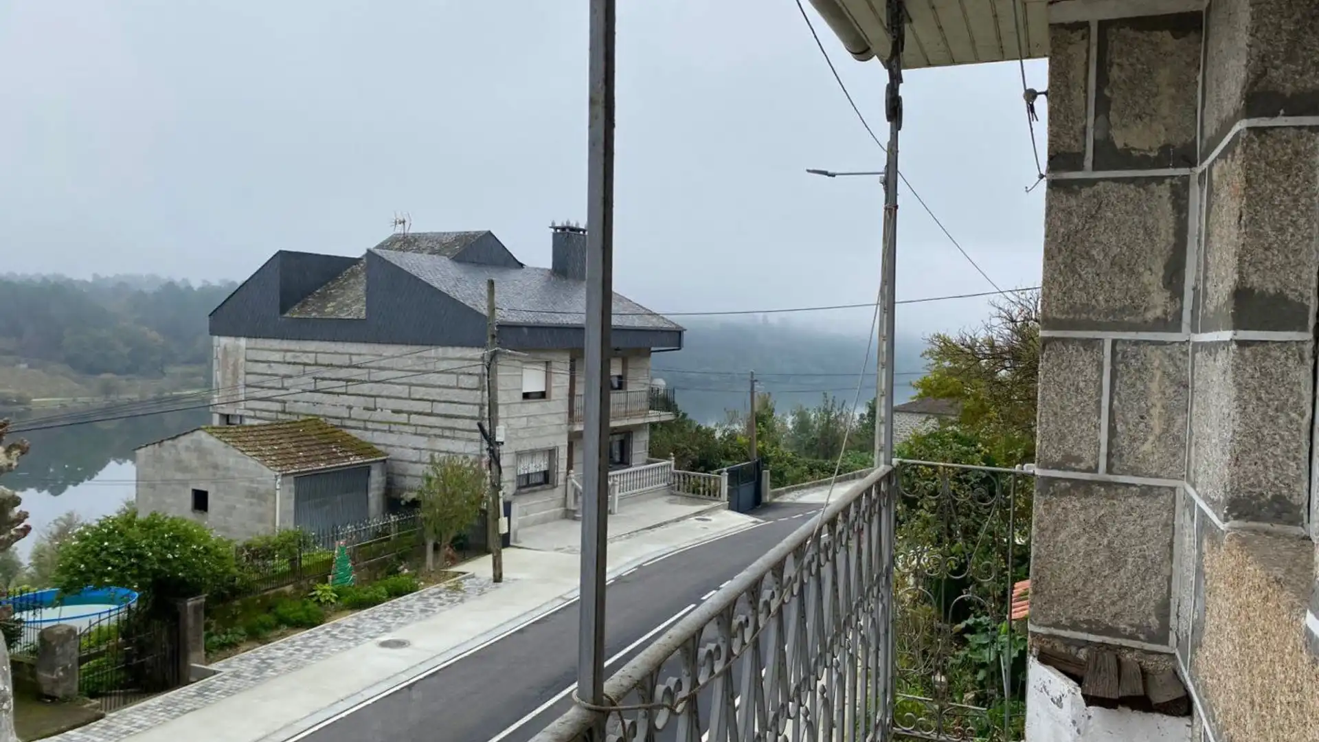 Vista exterior de Casa o chalet en venta en Cenlle con Jardín privado, Terraza y Balcón