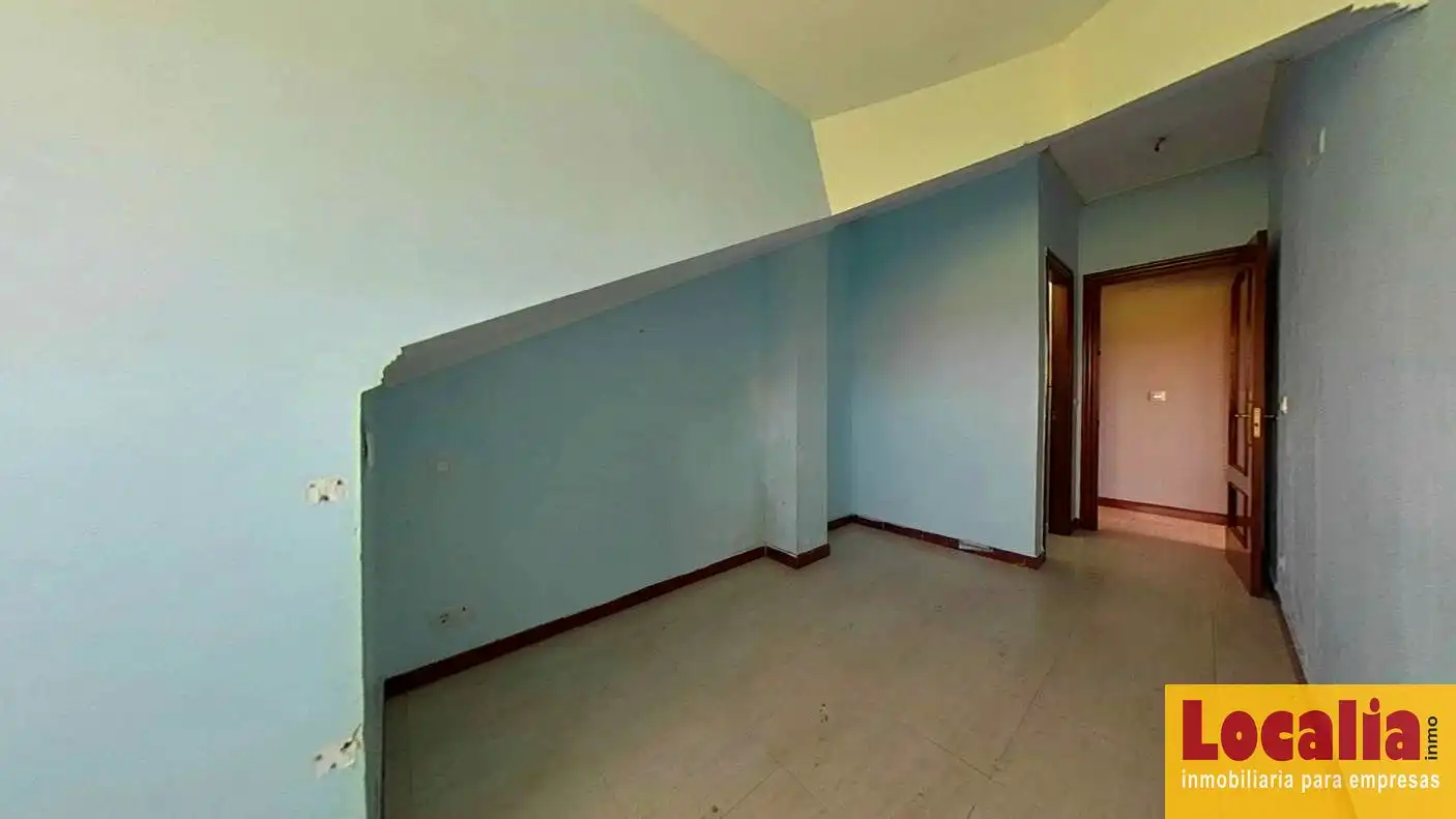 Flat for sale in Hazas de Cesto