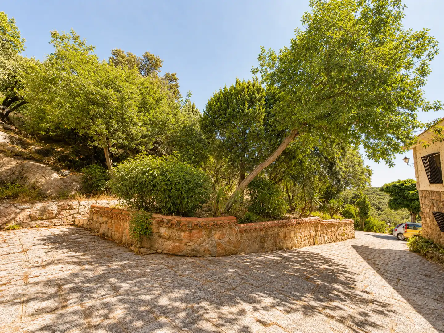 Garden of Houses for sale in Hoyo de Manzanares  with Air Conditioner, Private garden and Swimming Pool