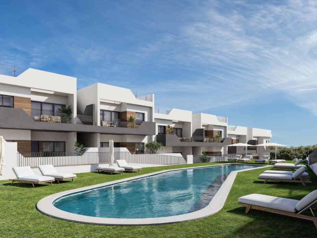 Exterior view of House or chalet for sale in San Miguel de Salinas  with Private garden