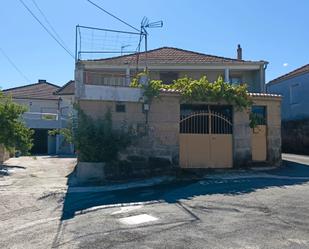 Vista exterior de Finca rústica en venda en Bande amb Calefacció, Terrassa i Traster