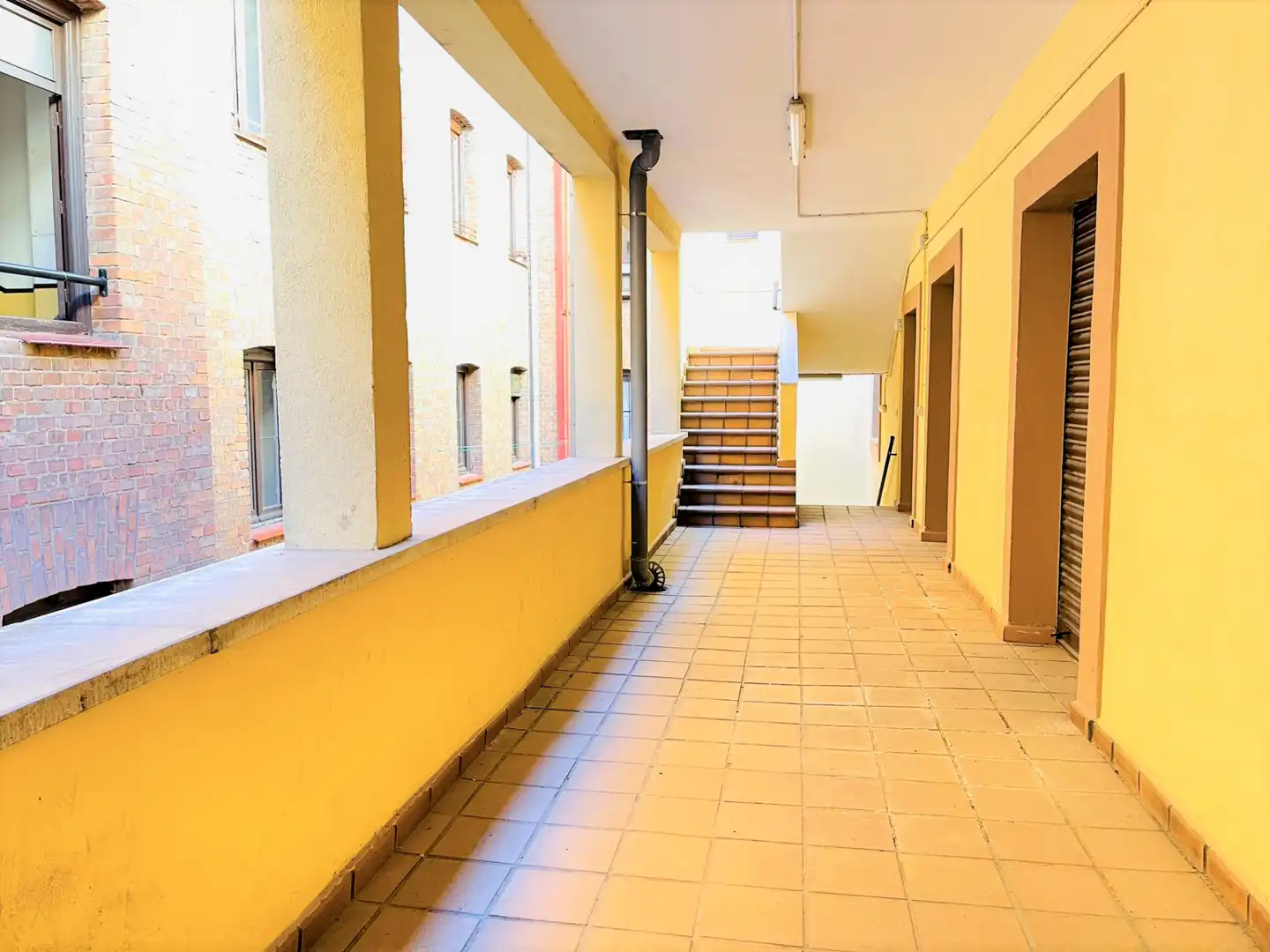 Oficina de lloguer a Calle del Carnero, 1, Embajadores - Lavapiés