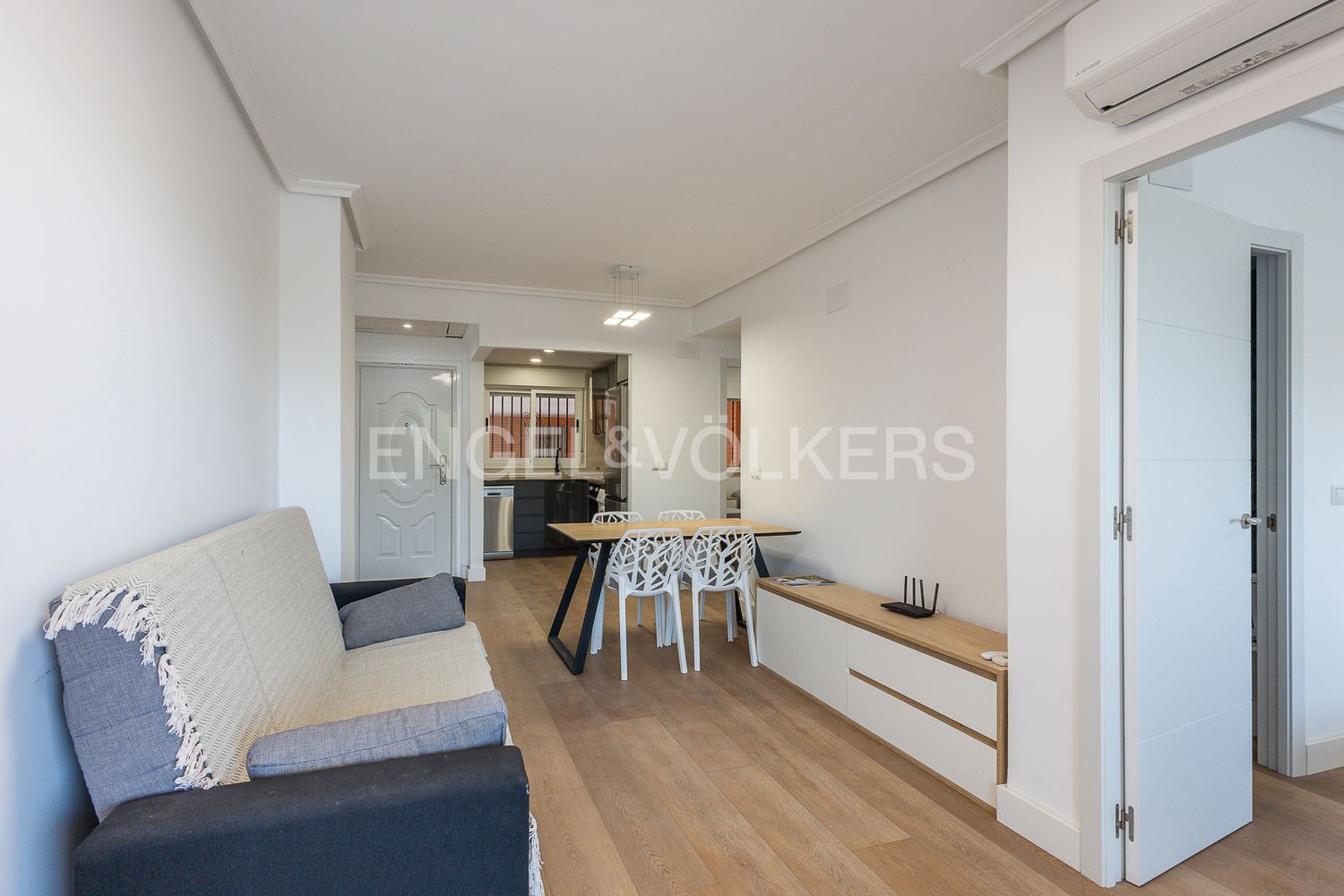 Sala de estar de Apartamento en venta en Oropesa del Mar / Orpesa con Aire acondicionado, Calefacción y Jardín privado