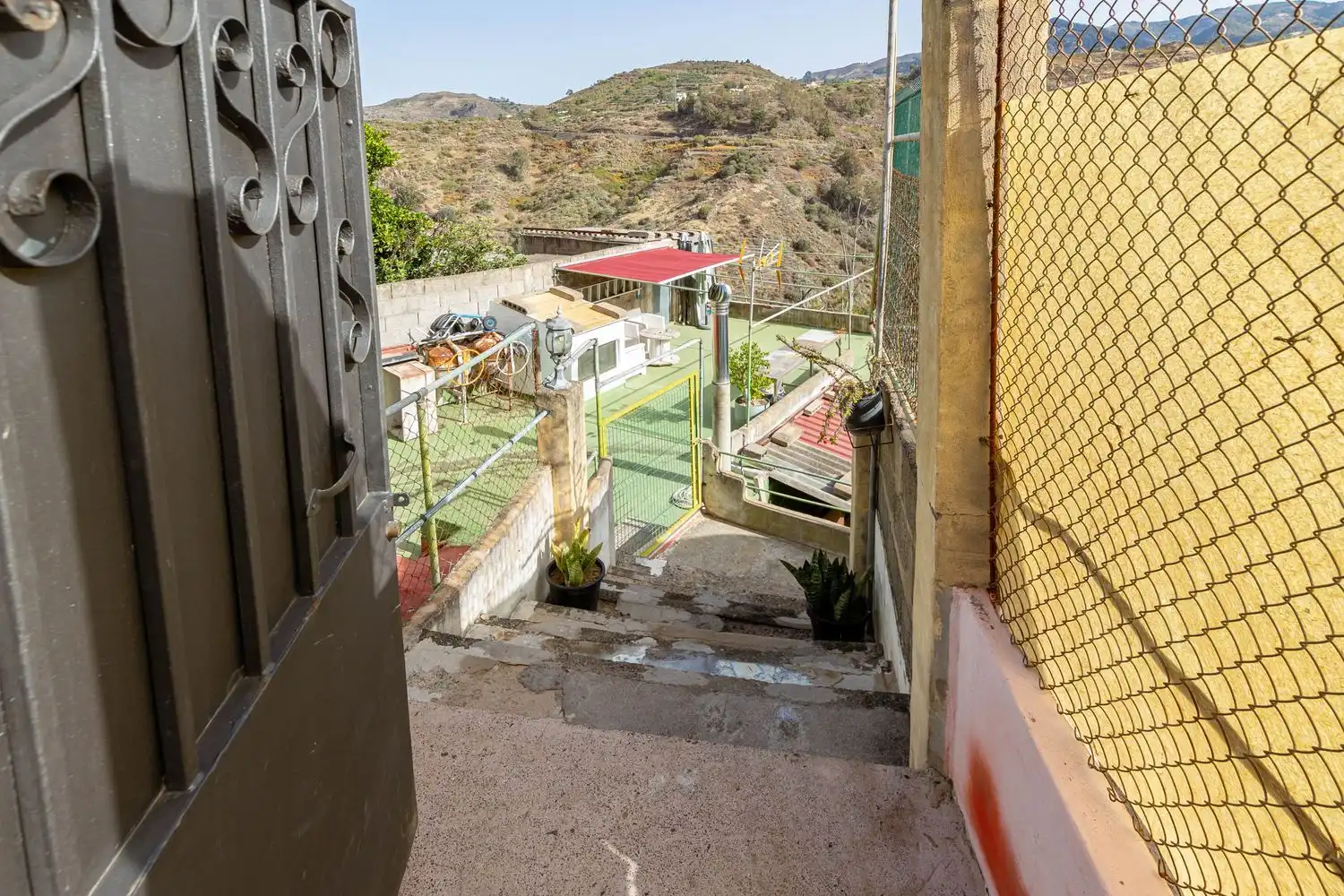 Vista exterior de Casa o xalet en venda en Vega de San Mateo amb Jardí privat, Traster i Balcó