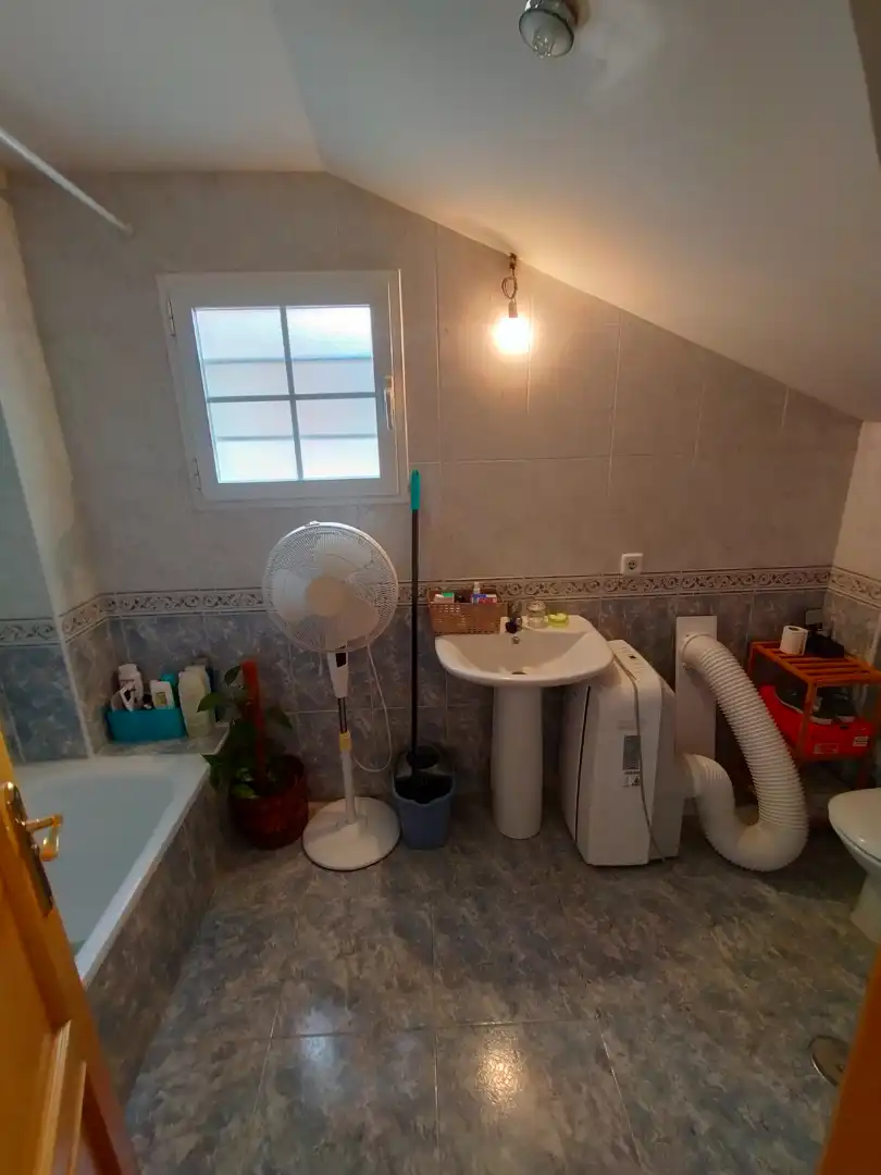 Semi-detached house with garden for sale in Calle del Organillo, imagen 8