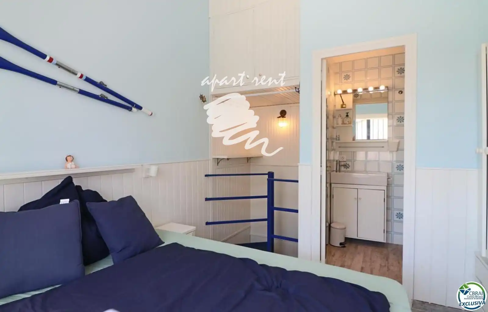 Dormitori de Casa o xalet en venda en Empuriabrava amb Jardí privat, Terrassa i Moblat