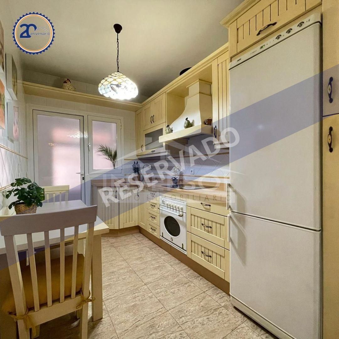 Cuina de Pis en venda en El Ejido amb Aire condicionat, Calefacció i Terrassa