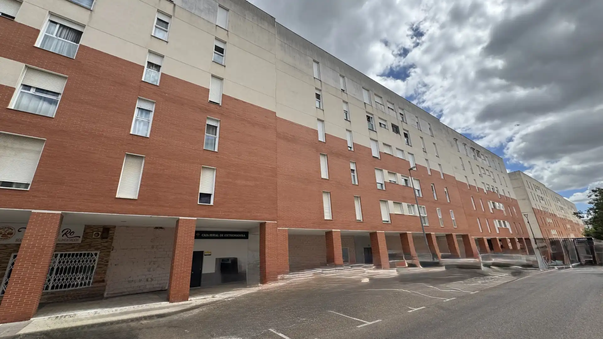 Vista exterior de Pis en venda en Badajoz amb Aire condicionat