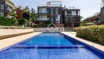 Swimming pool of Flat for sale in Sant Cugat del Vallès  with Air Conditioner, Heating and Terrace