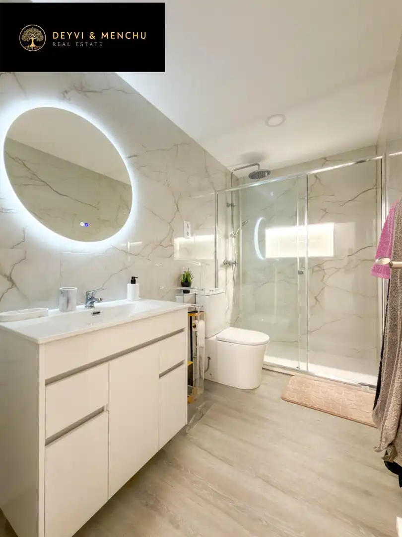 Badezimmer von Wohnung zur untervermieten in Madrid mit Klimaanlage, Heizung und Möbliert