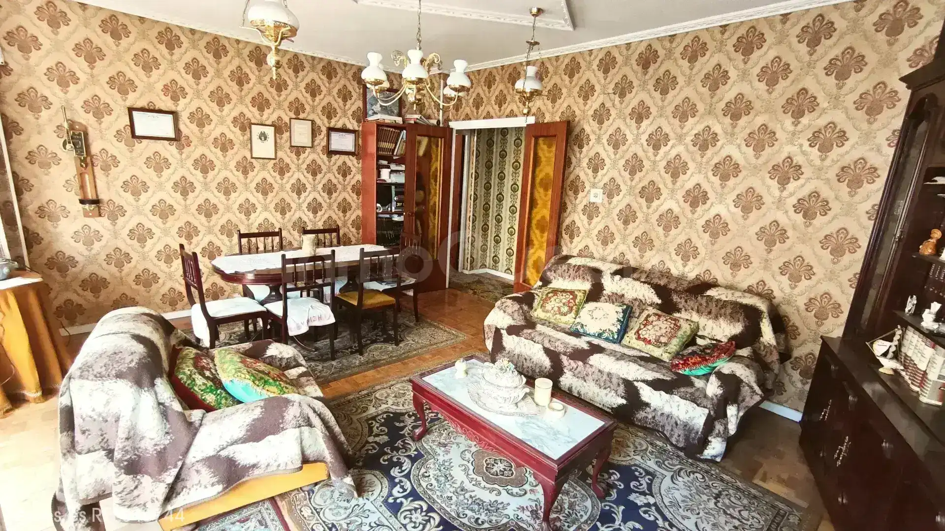 Sala de estar de Piso en venta en Torrelavega  con Calefacción, Terraza y Amueblado