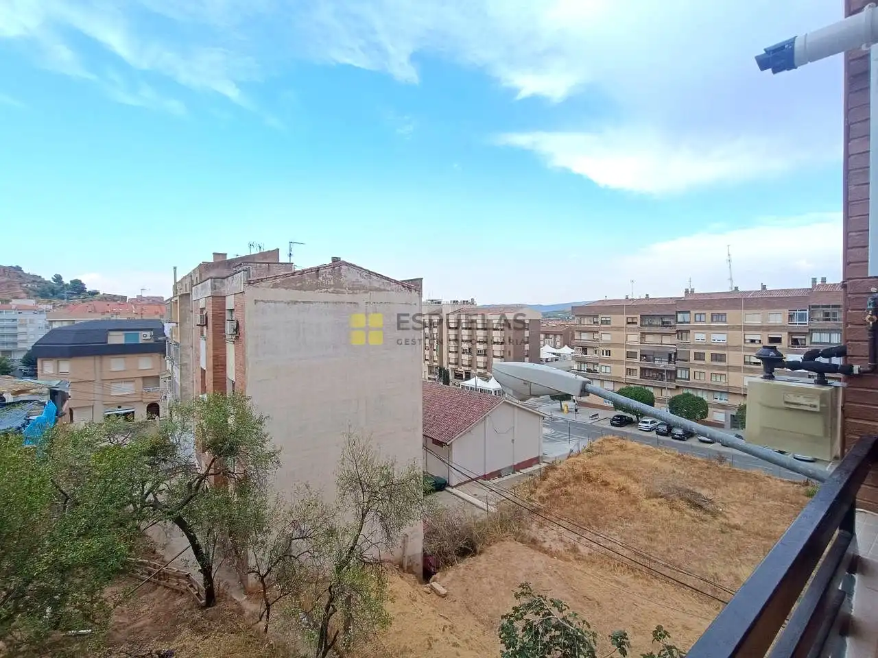 Außenansicht von Wohnung zum Verkauf in Arnedo mit Heizung, Abstellraum und Möbliert