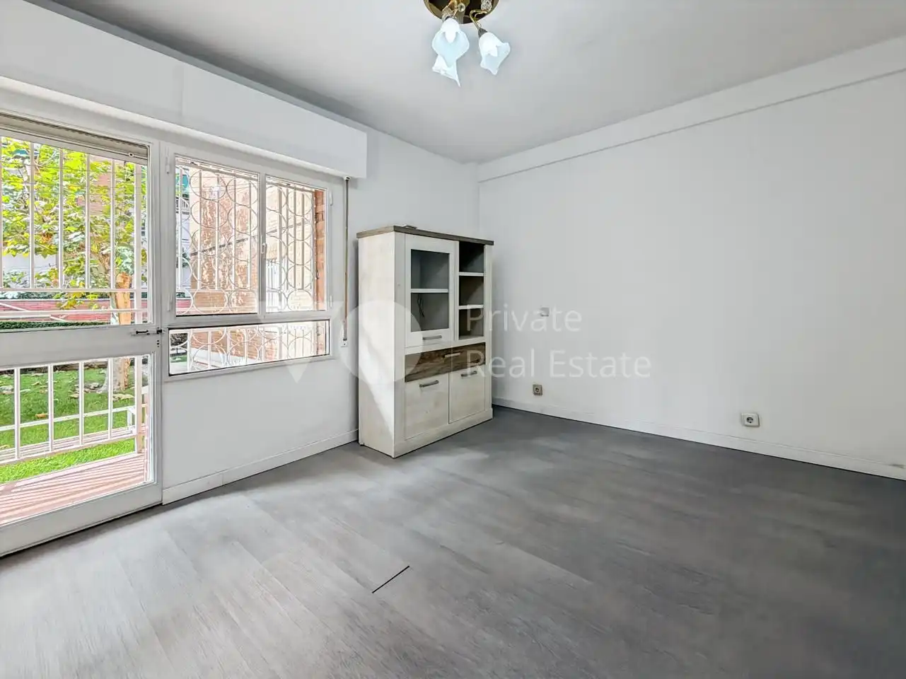 Habitación de Planta baja en venta en Alcobendas con Calefacción, Terraza y Trastero