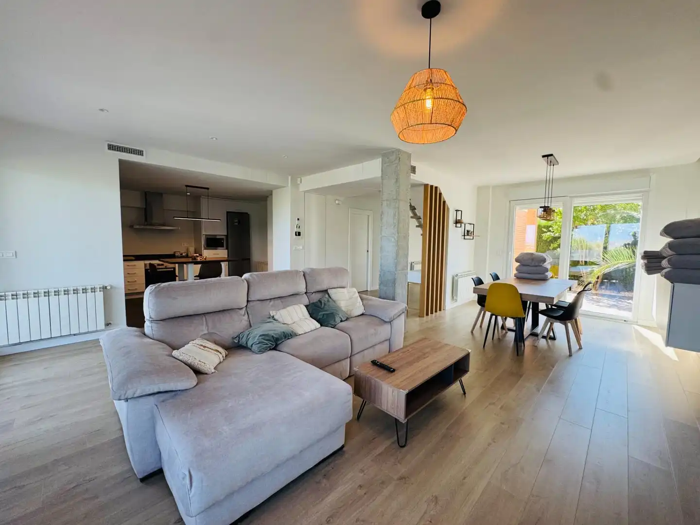 Sala d'estar de Casa o xalet de lloguer en Villa de Otura amb Aire condicionat, Calefacció i Jardí privat