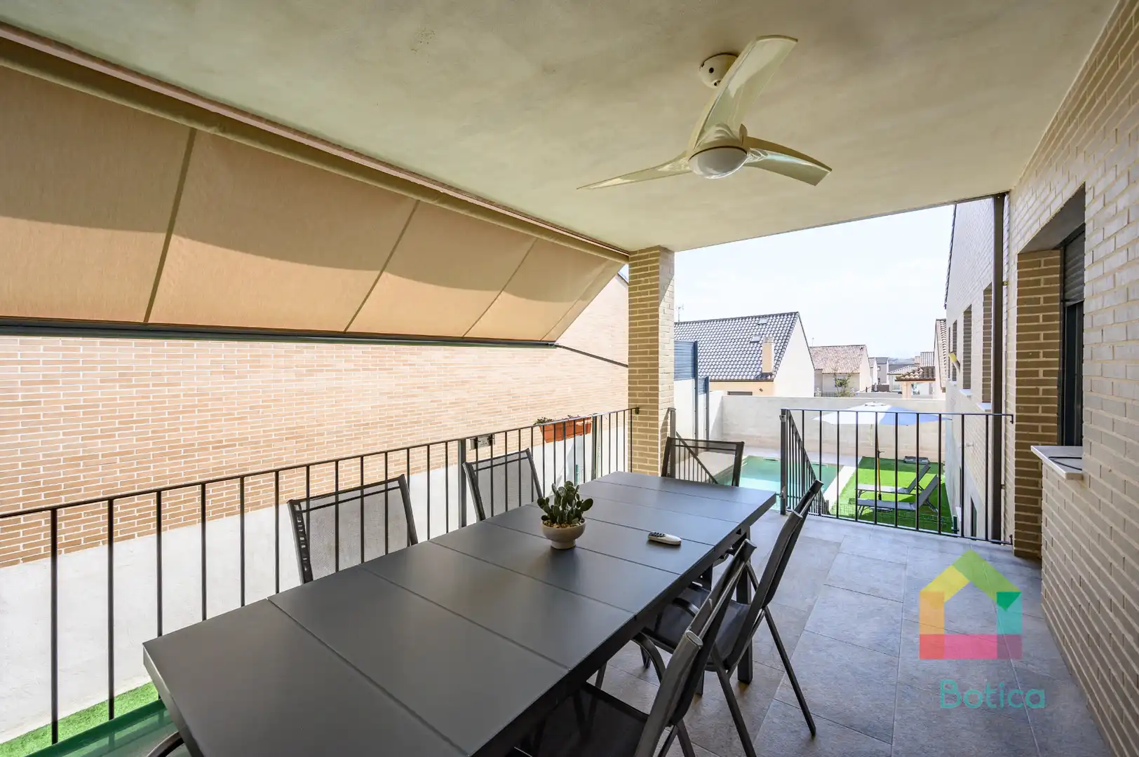 Terrassa de Casa o xalet en venda en Olías del Rey amb Aire condicionat, Calefacció i Terrassa
