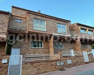 Exterior view of House or chalet to rent in Valladolid Capital  with Heating, Private garden and Terrace