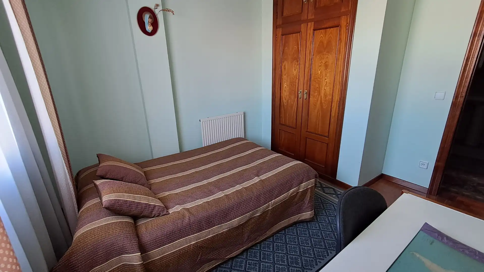 Schlafzimmer von Wohnung zum Verkauf in Vigo  mit Heizung, Parkett und Abstellraum