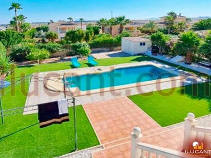 Jardí de Casa o xalet en venda en Mutxamel amb Aire condicionat, Terrassa i Piscina