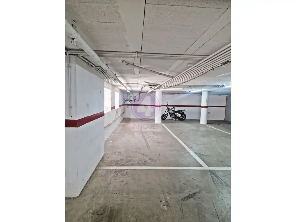 Parking of Flat for rent in Castell d'Aro, Platja d'Aro i s'Agaró  with Air Conditioner and Furnished