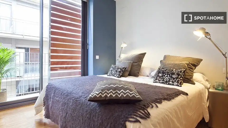 Habitación de Apartamento para compartir en Barcelona con Aire acondicionado, Calefacción y Terraza