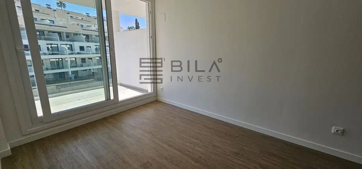 Habitación de Piso en venta en Fuengirola con Aire acondicionado, Terraza y Piscina