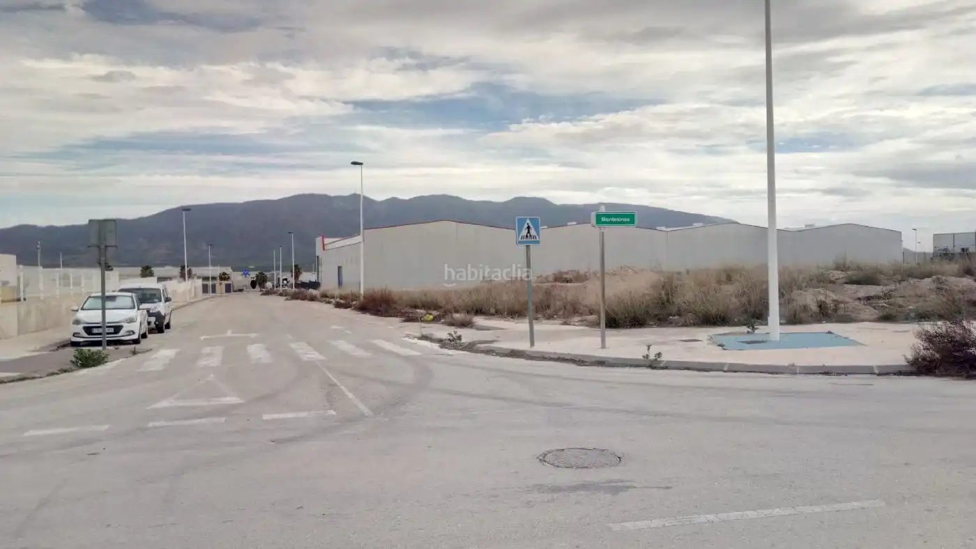 Industrial land for sale in Calle La Alberquilla 14, imagen 3
