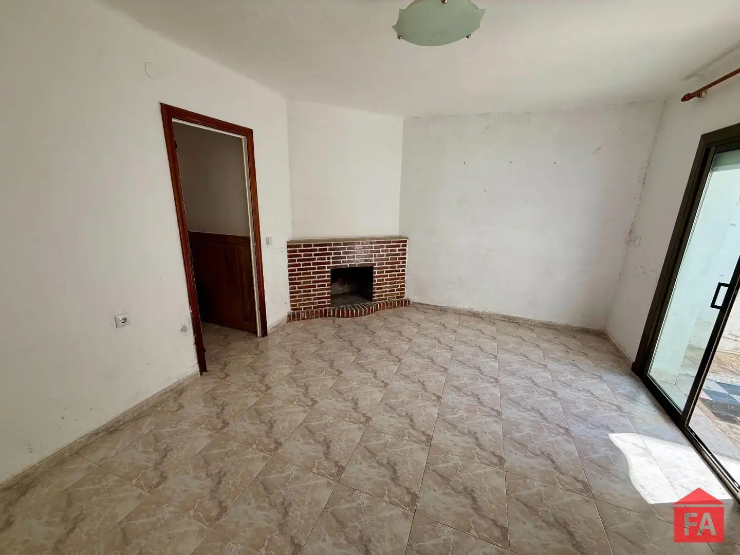 Sala de estar de Casa adosada en venta en El Vendrell con Terraza y Trastero