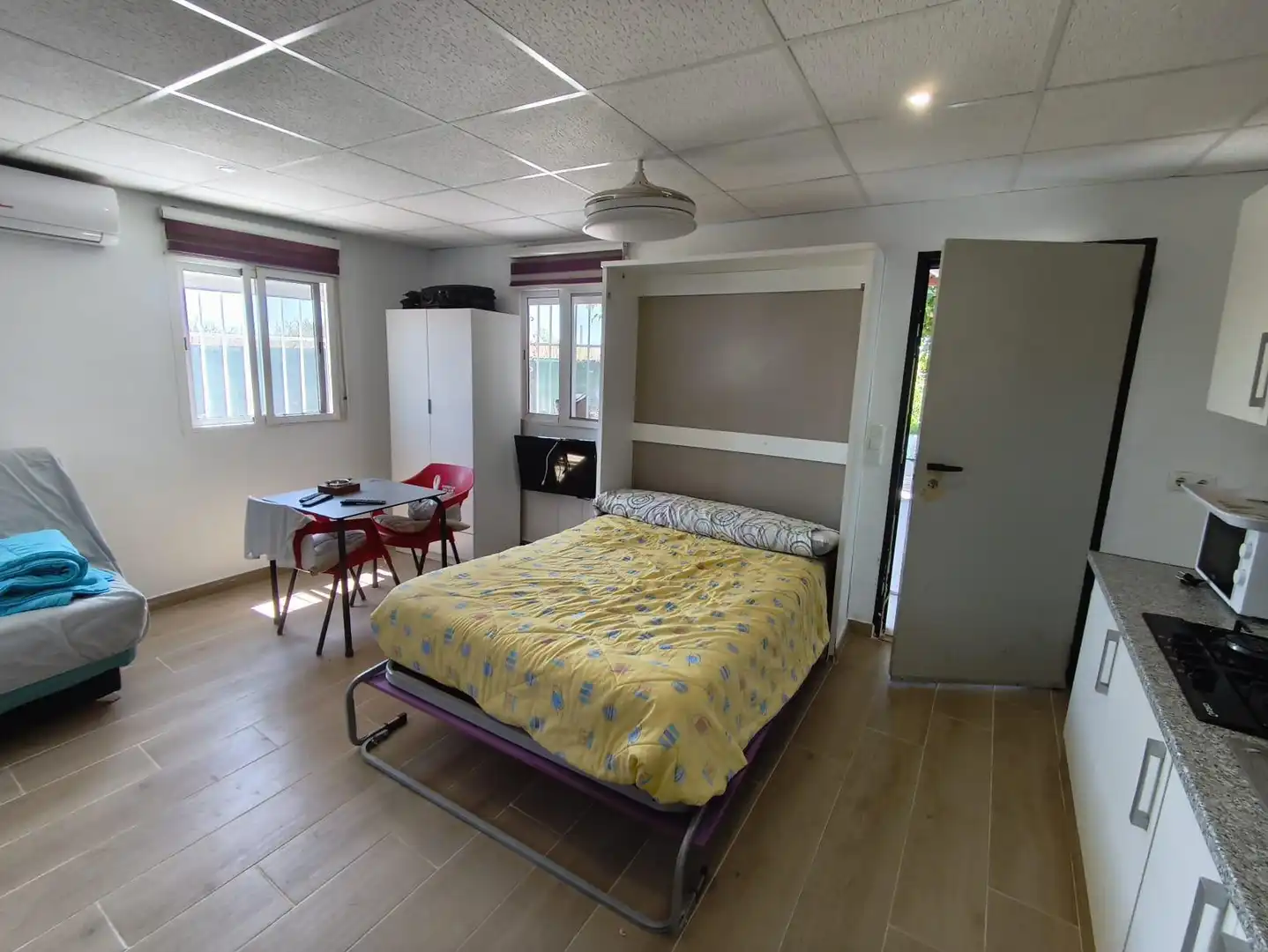 Habitación de Finca rústica en venta en Foios con Aire acondicionado, Calefacción y Jardín privado