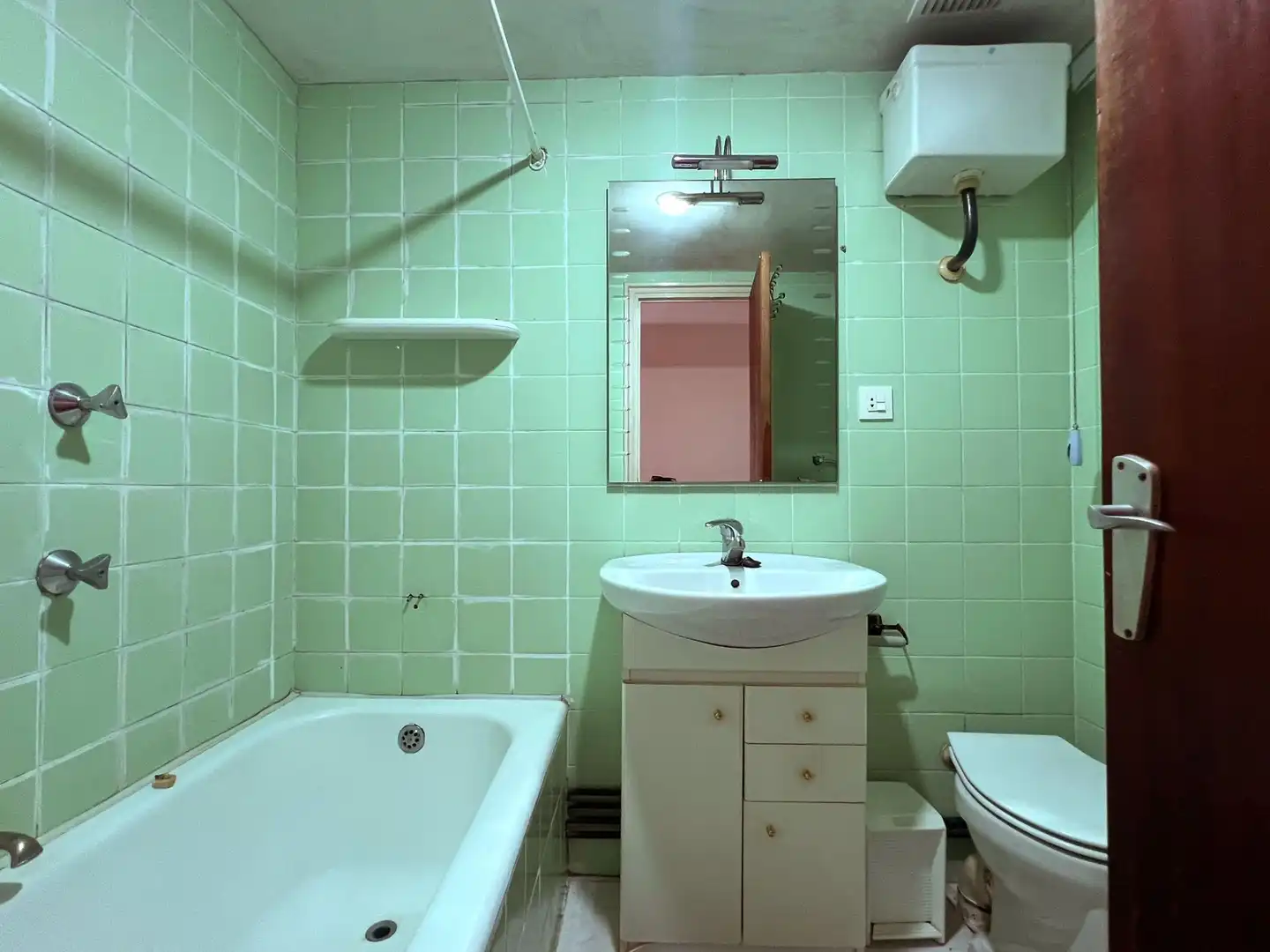 Bathroom of Flat for sale in Orio, Gipuzkoa