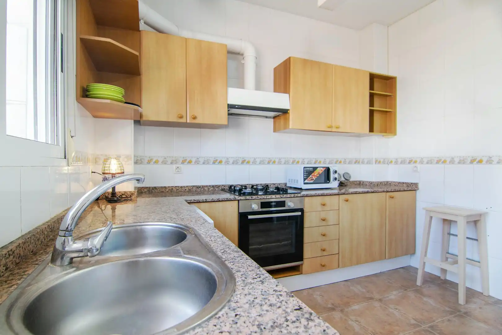 Kitchen of Flat for share in Valencia  with Heating, Washing machine and TV