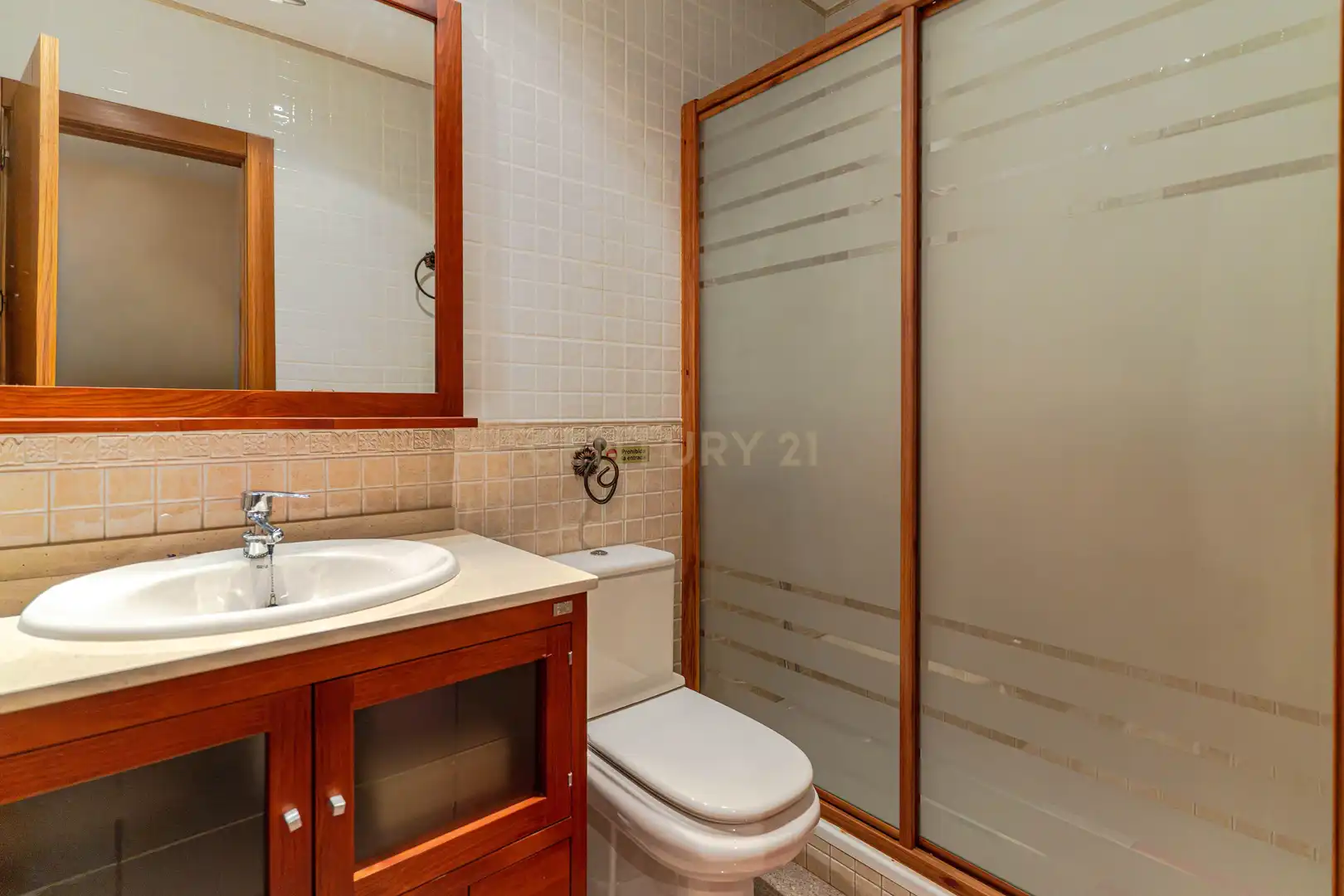 Bathroom of Houses for sale in Baza  with Storage room and Balcony