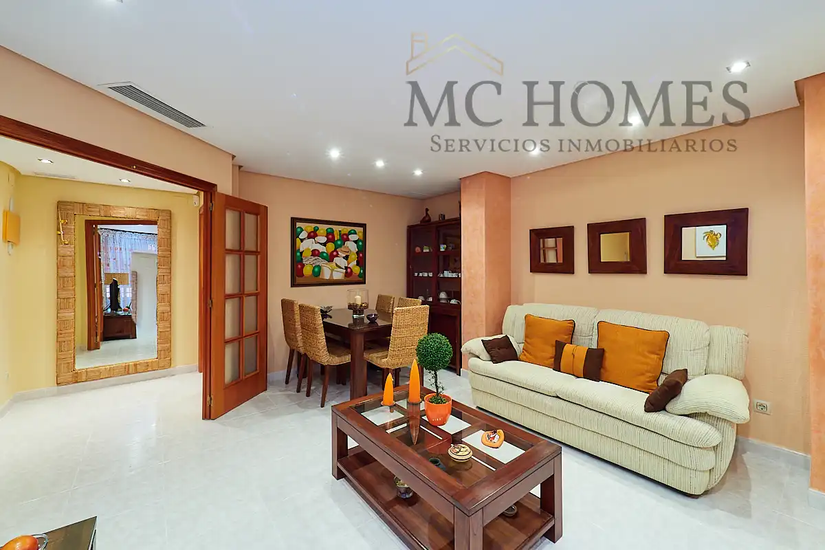 Living room of Flat for sale in Santa Pola  with Air Conditioner, Heating and Oven