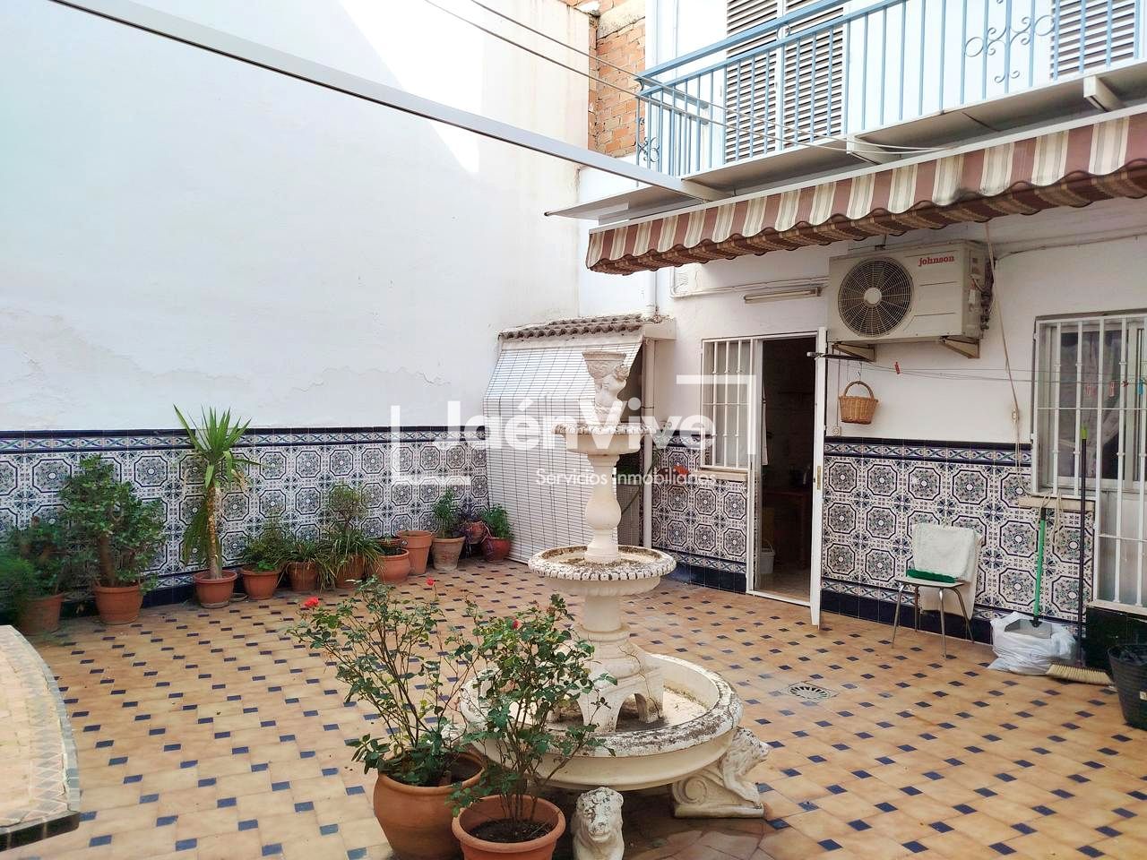 Terrassa de Casa o xalet en venda en  Jaén Capital amb Aire condicionat i Balcó