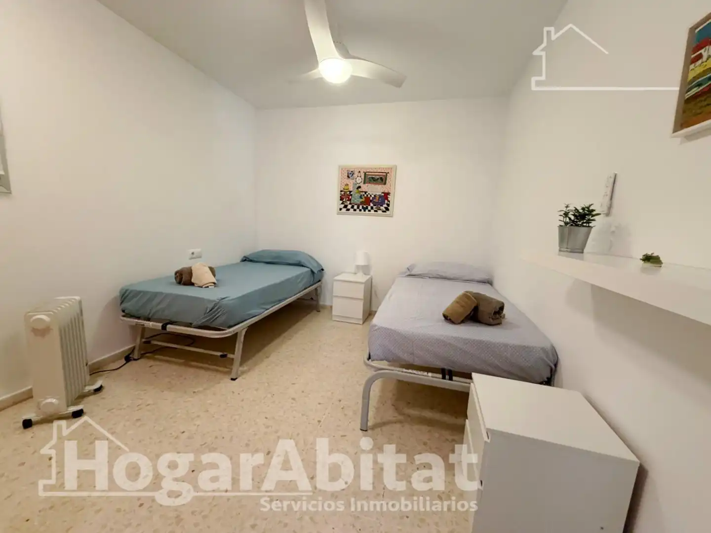 Dormitori de Pis en venda en Llíria amb Terrassa, Traster i Piscina comunitària