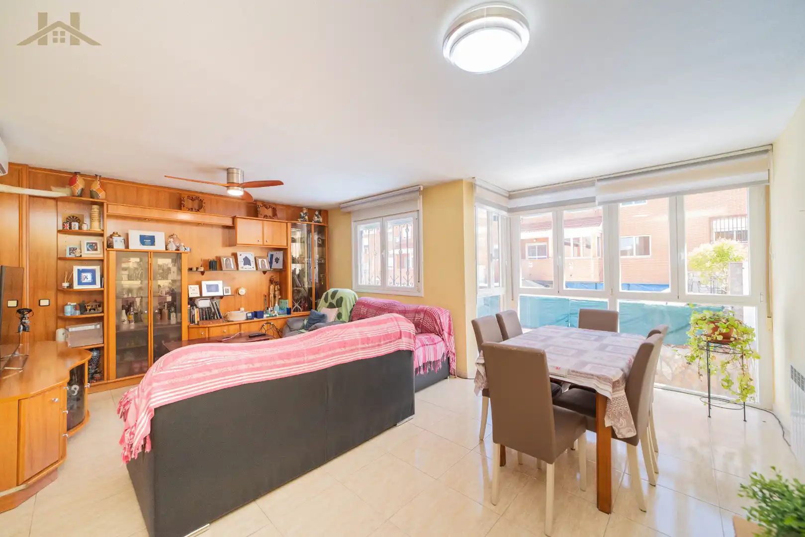 Exterior view of Detached homes for sale in Móstoles  with Air Conditioner, Heating and Private garden