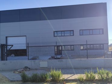 Nau industrial de lloguer a Calle Parque de las Dunas de Liencres