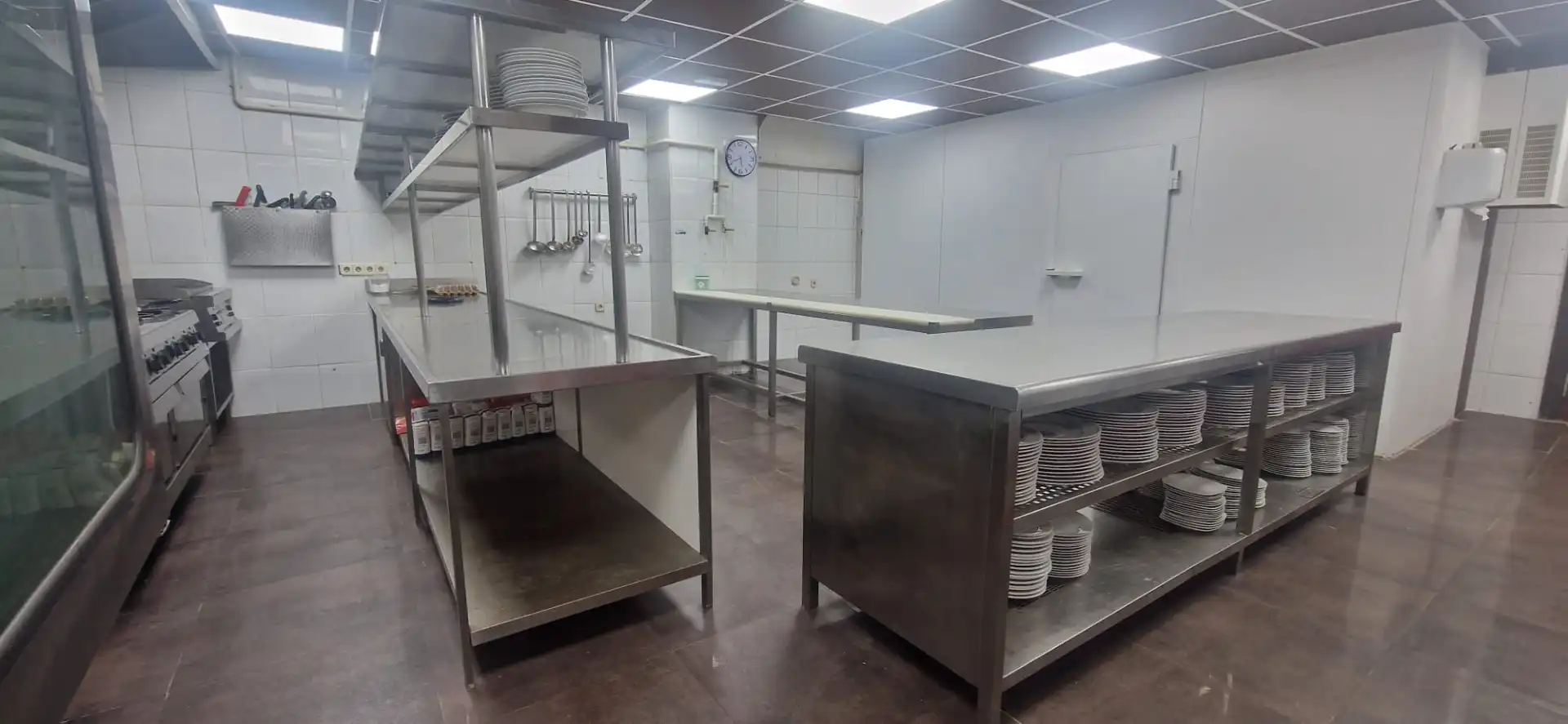 Kitchen of Buildings for sale in Rafelbuñol / Rafelbunyol