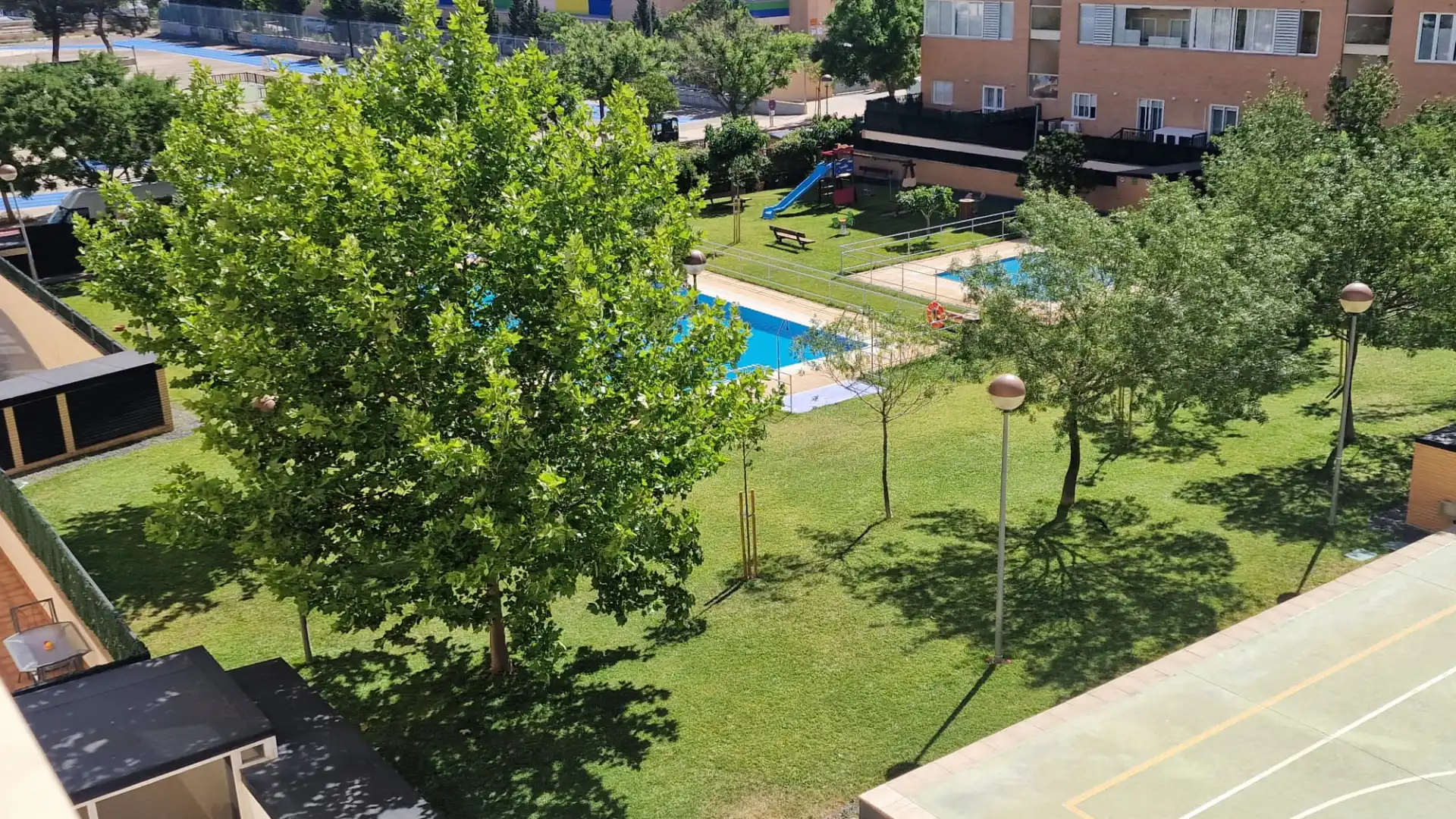 Piscina de Apartamento de alquiler en Zaragoza con Aire acondicionado, Calefacción y Parquet