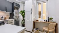 Kitchen of Apartment to rent in  Madrid Capital  with Air Conditioner, Furnished and Oven