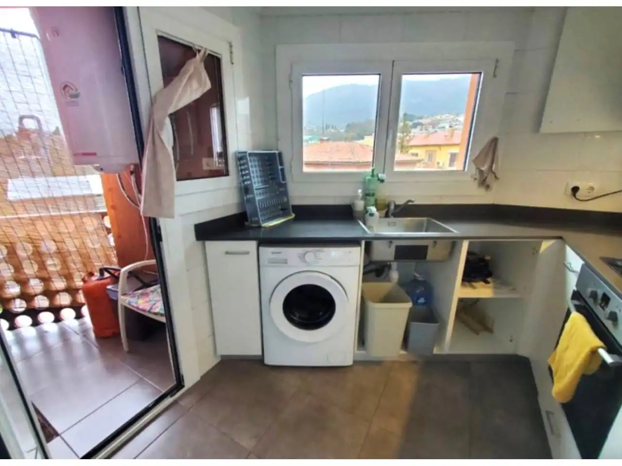 Kitchen of Flat for sale in Sant Pere de Torelló  with Heating, Parquet flooring and Balcony