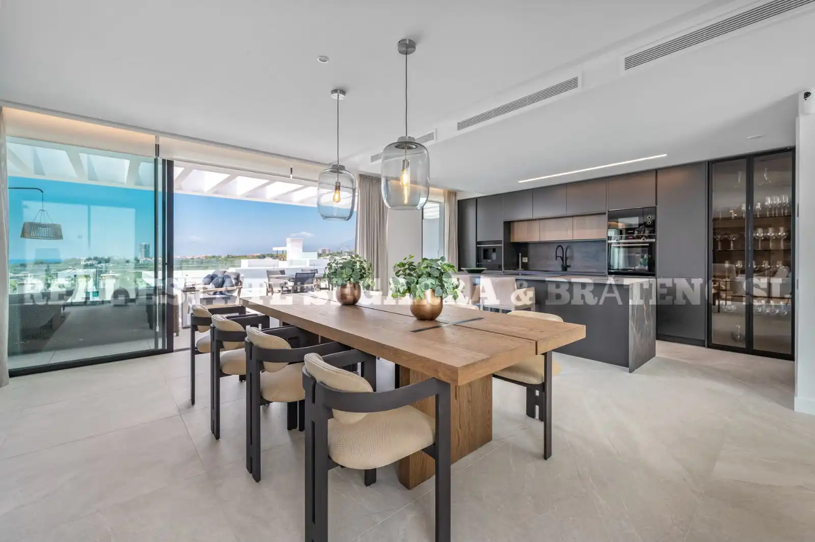 Dining room of Attic for sale in Marbella  with Air Conditioner, Heating and Terrace
