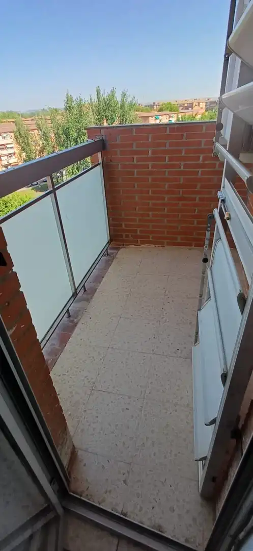 Piso con ascensor en venta en Mariola, imagen 2