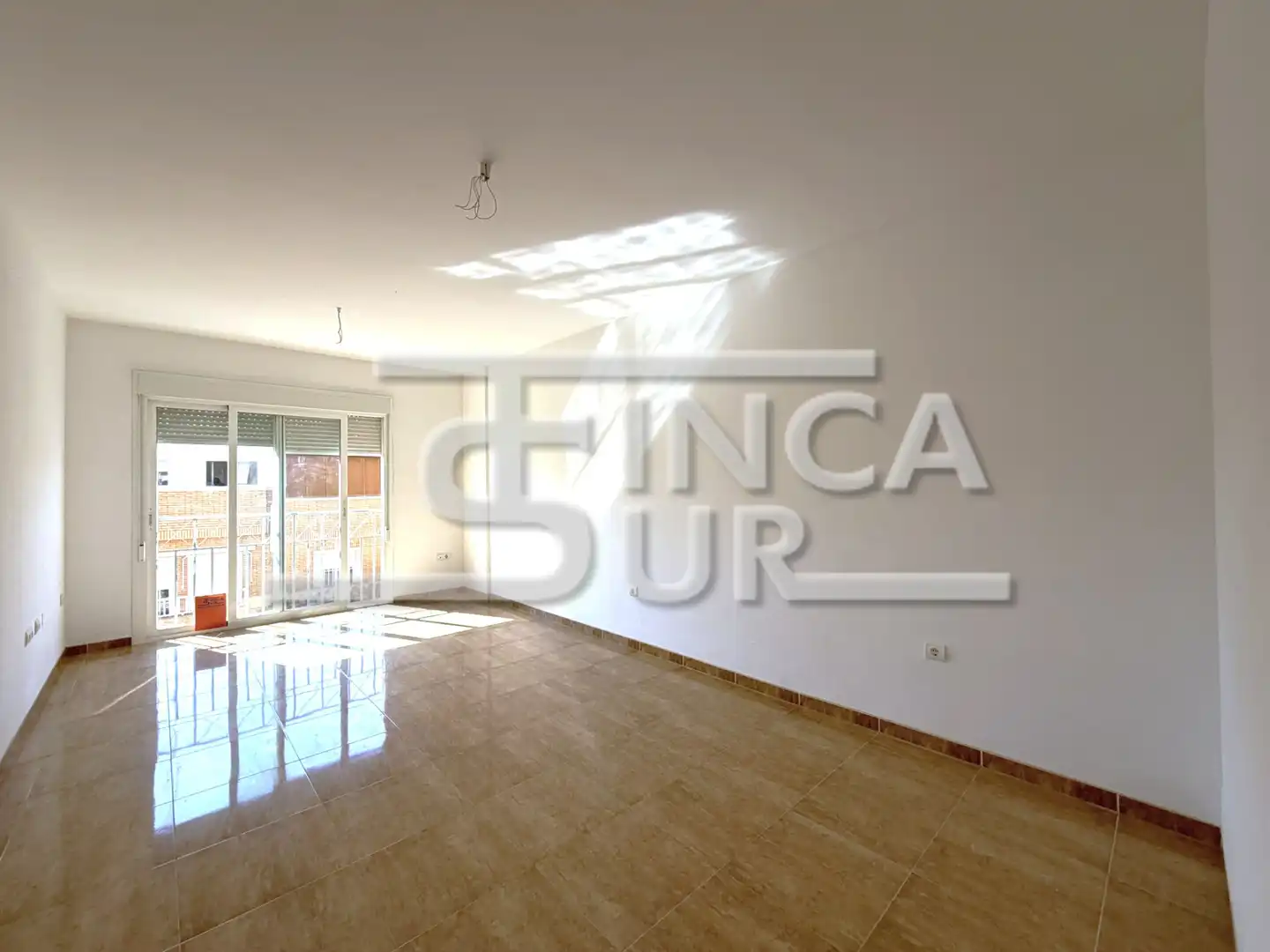 Sala de estar de Piso en venta en Roquetas de Mar con Balcón